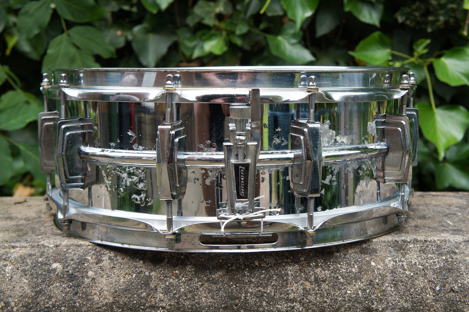 Vintage-1970s-Ludwig-LM400-Supraphonic-Snare-Drum-2