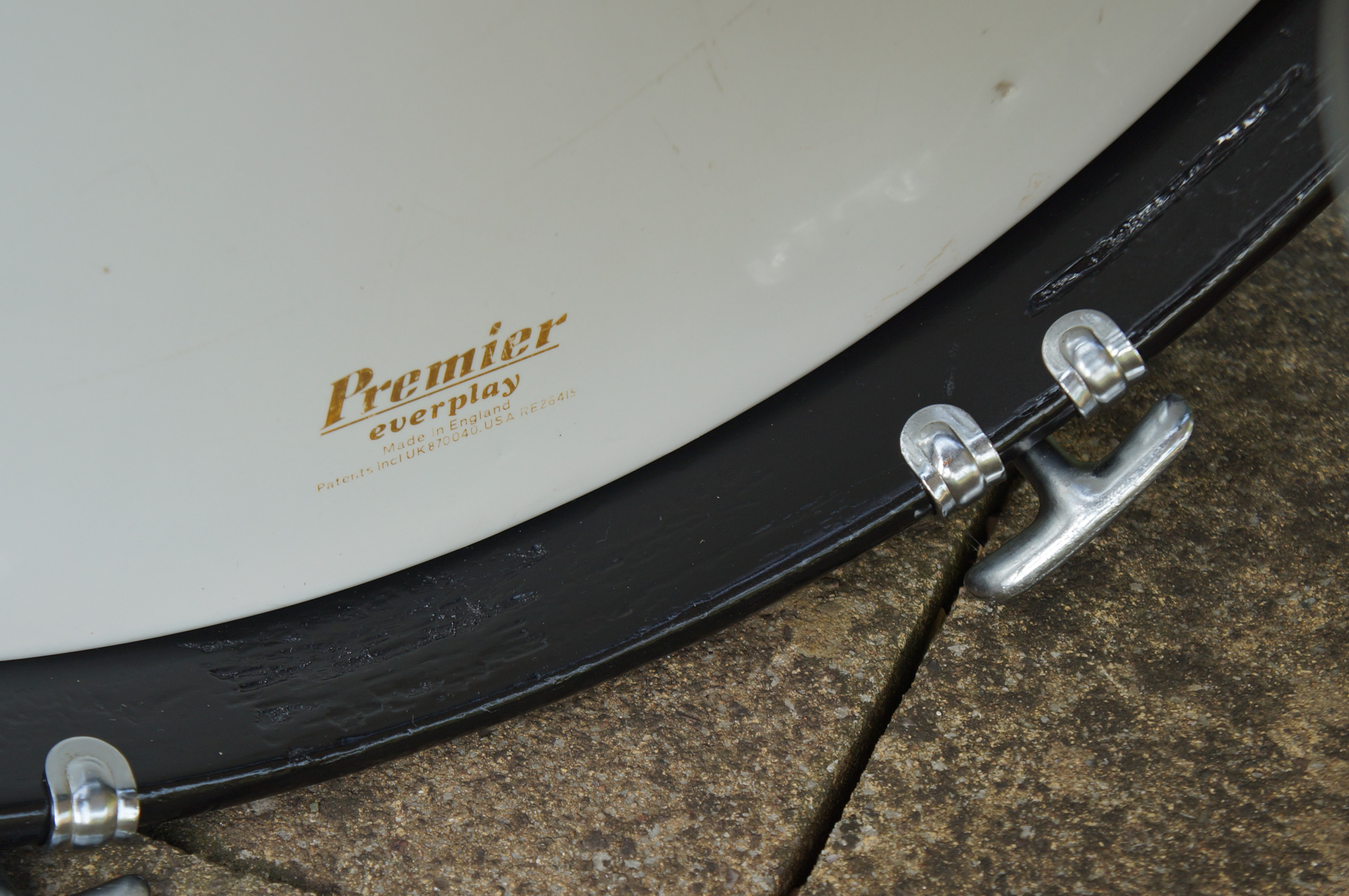 1960s-Beverley-99-Big-Beat-Outfit-Black-Oyster-Drum-Kit-17