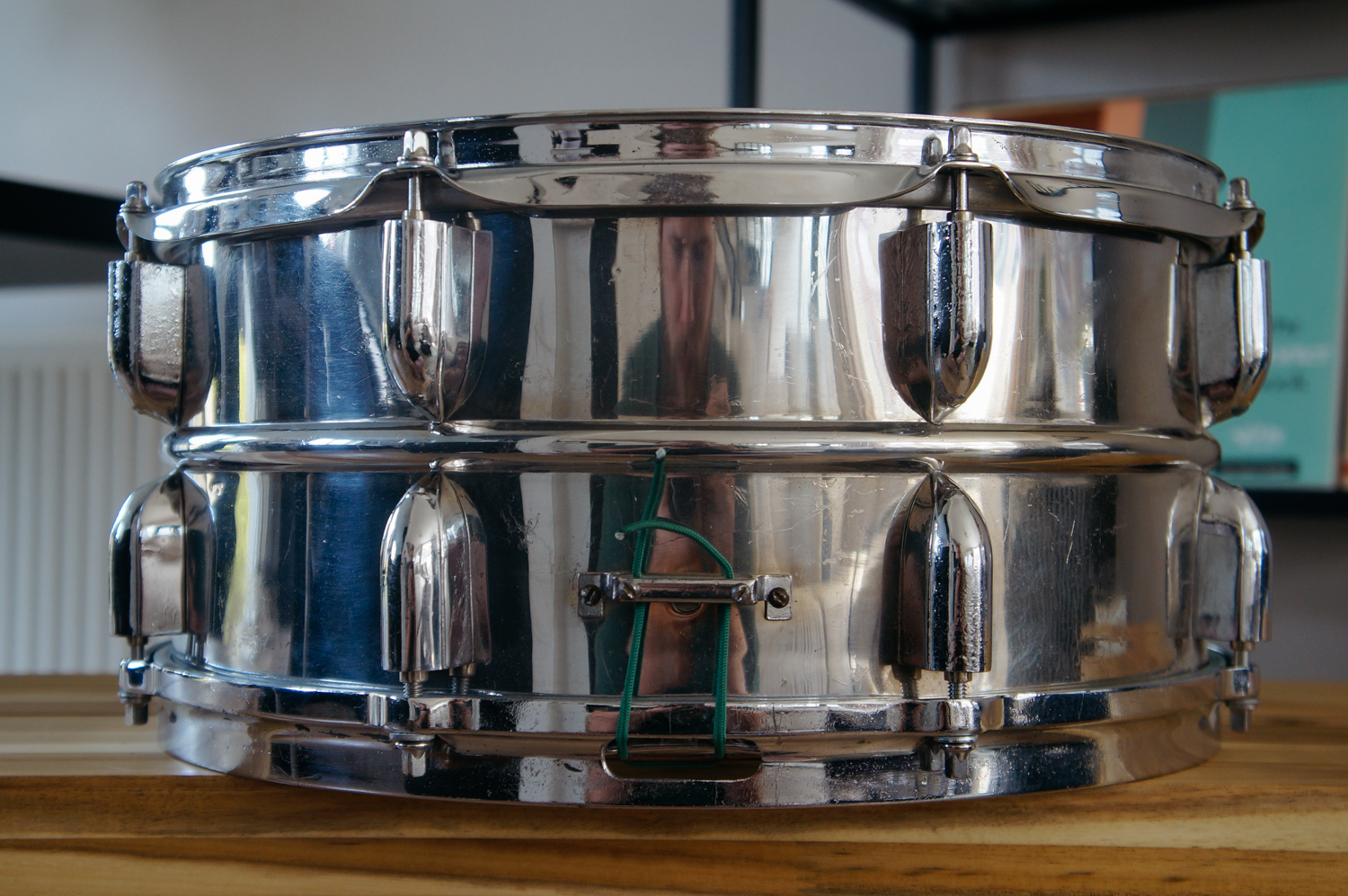 1940s-Beverley-14x6.5-Chrome-over-Brass-Snare-Drum-4